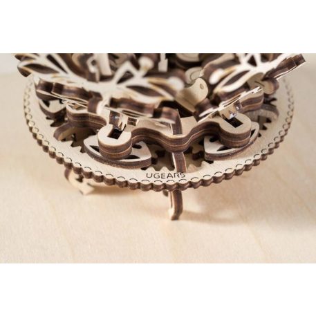 Virág mechanikus modell - Ugears