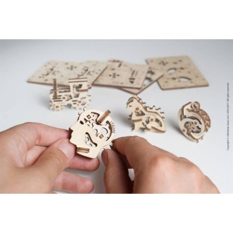 Ugears mini vegyes modellek  - mechanikus modell